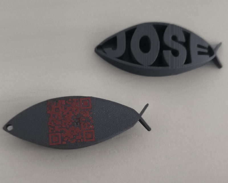 Llavero Pez Personalizado con Nombre y Código QR Opcional